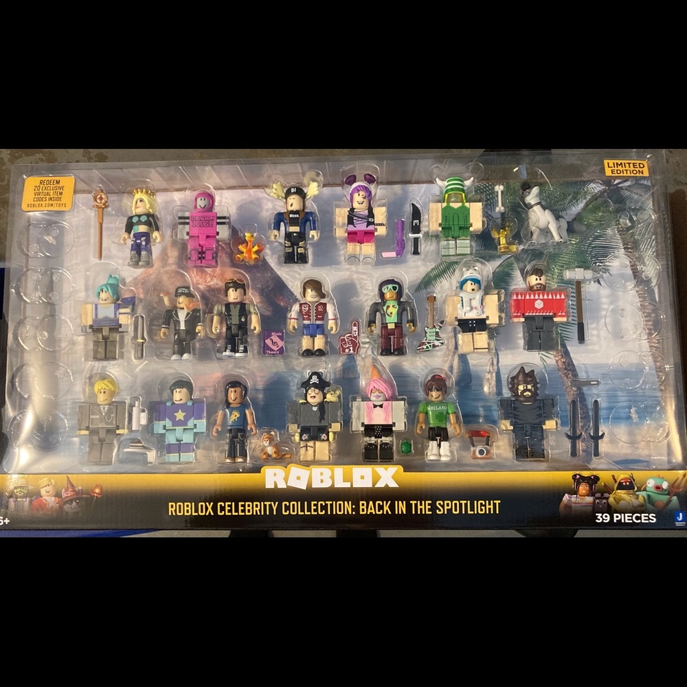 Robloxcelebrity collection Back in the Spotlight 39 pieces without virtual code